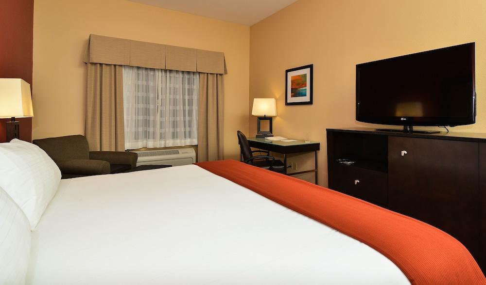 Holiday Inn Express Vancouver North By Ihg Exterior photo