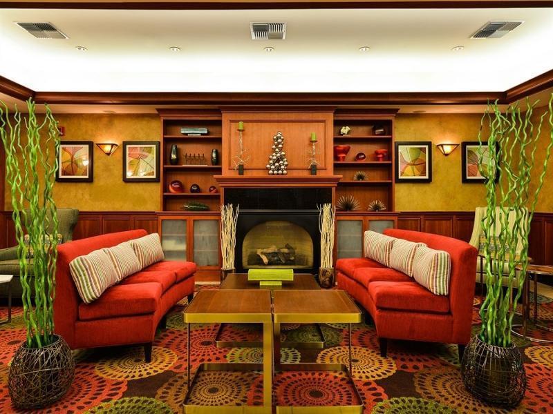 Holiday Inn Express Vancouver North By Ihg Exterior photo