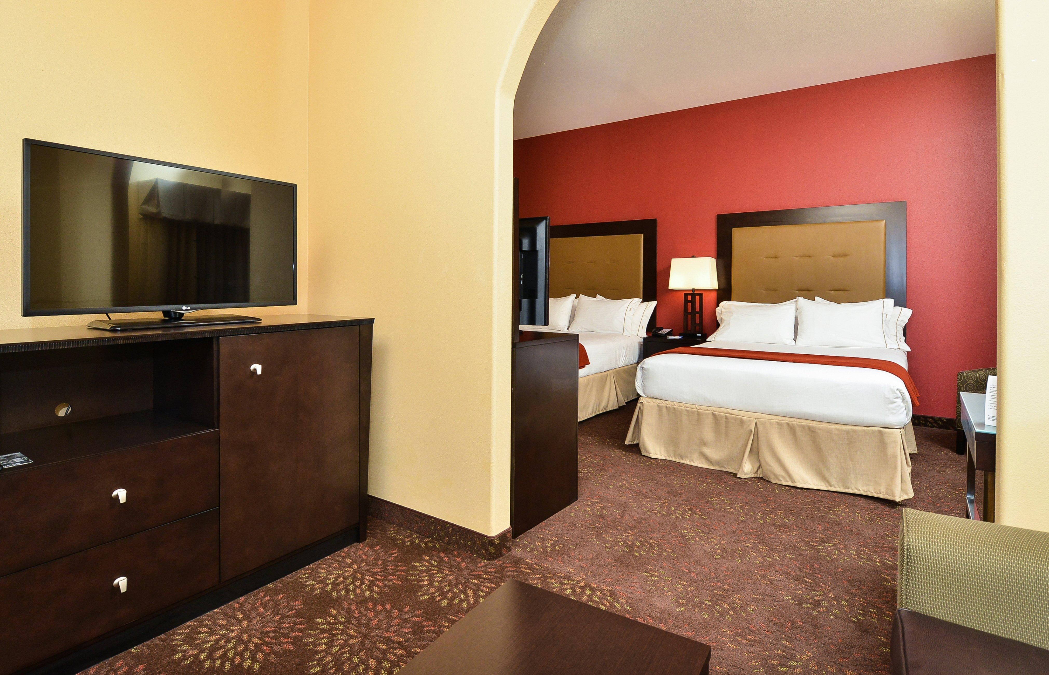 Holiday Inn Express Vancouver North By Ihg Exterior photo